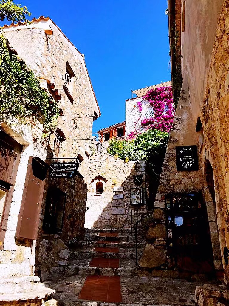 1679926857413099726.jpg 1679926857413099726.jpg